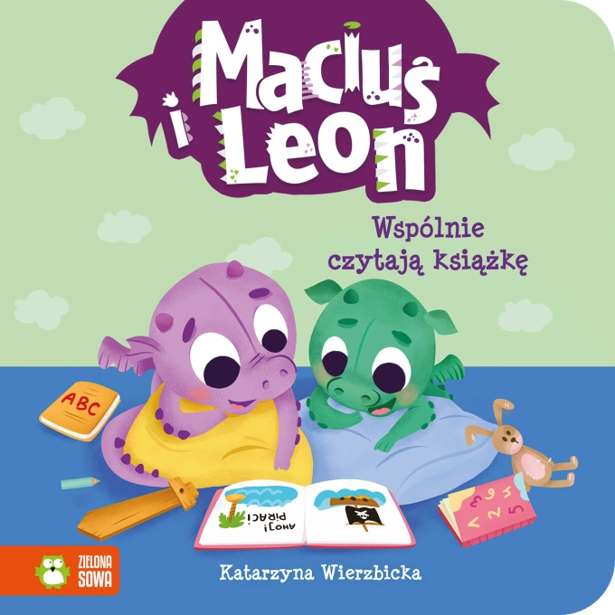 Maciuś i Leon wspólnie czytają książkę - 1-3 lat